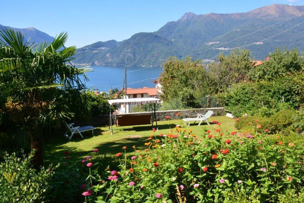 Casa Gibiseo Lägenhet Bellano Exteriör bild