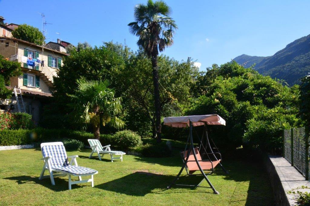 Casa Gibiseo Lägenhet Bellano Exteriör bild